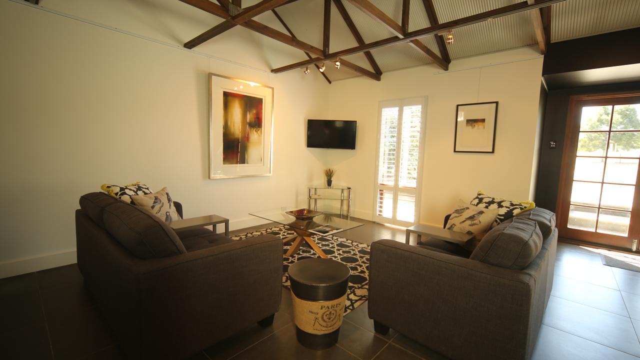 Irongate Studio B&B Mintaro Eksteriør billede